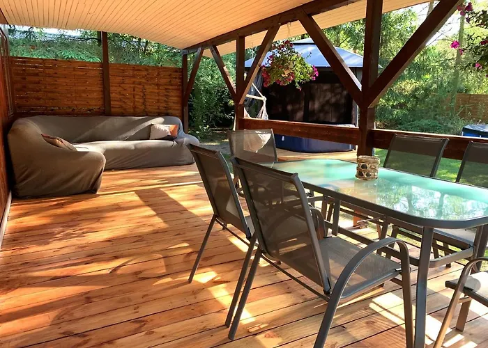 Dom 3-natura, Relaks, Jacuzzi, Ognisko, Jeziorsko Дом отдыха Strachocice-Kolonia